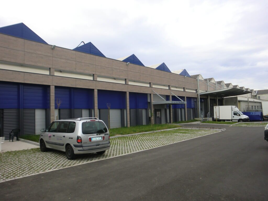 Réhabilitation d'un immeuble pour le centre de distribution départemental  des Restos du Coeur à Strasbourg (67)